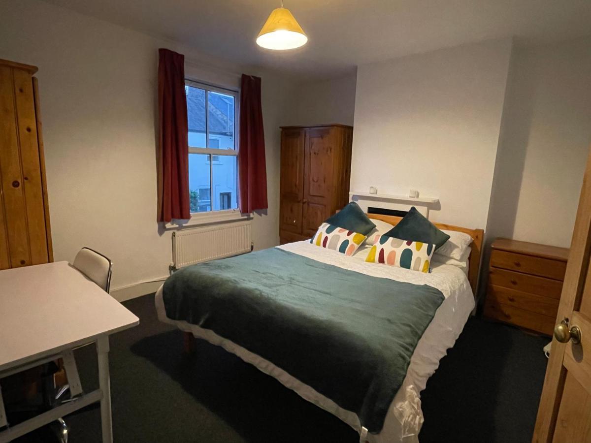 Cozy 3 Bedrooms Home Off Mill Road Sleep CBG Exterior foto